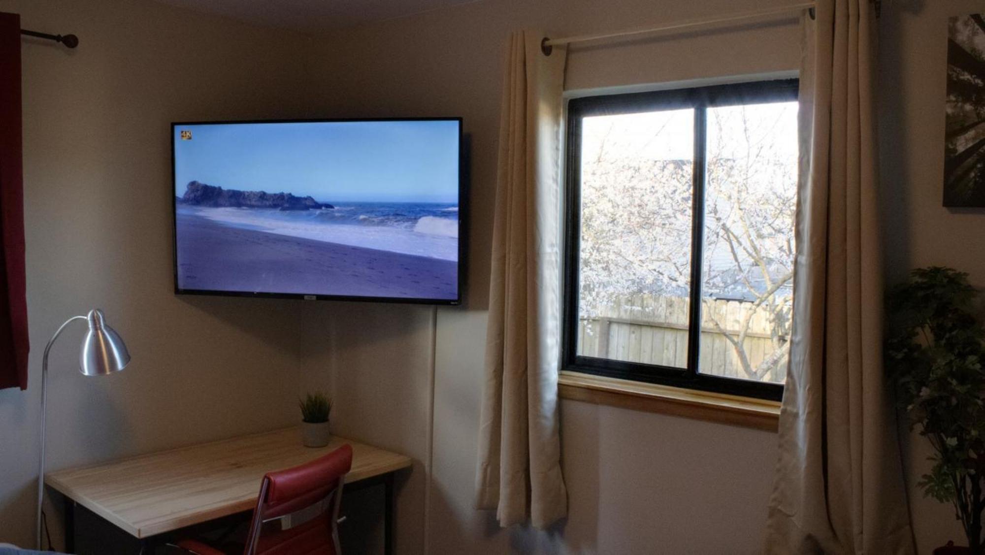 Private Home - Playground, Jumping Mat, Bbq, Darts, Firepit, Gazebo, 4 Smart Tvs, White Cotton Bedding, - The Redwood Cul-De Sac Beach Retreat Crescent City Ngoại thất bức ảnh