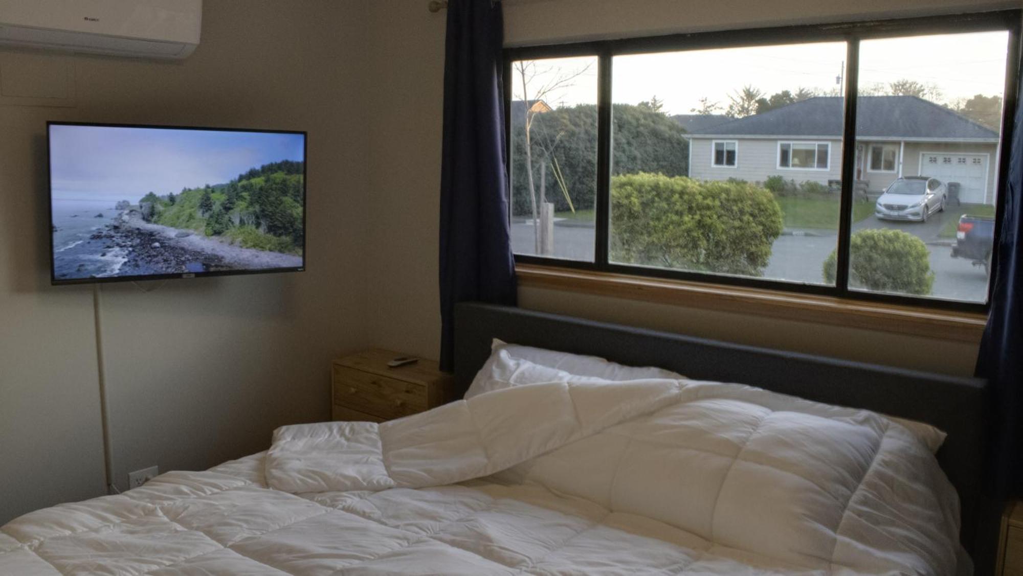 Private Home - Playground, Jumping Mat, Bbq, Darts, Firepit, Gazebo, 4 Smart Tvs, White Cotton Bedding, - The Redwood Cul-De Sac Beach Retreat Crescent City Ngoại thất bức ảnh