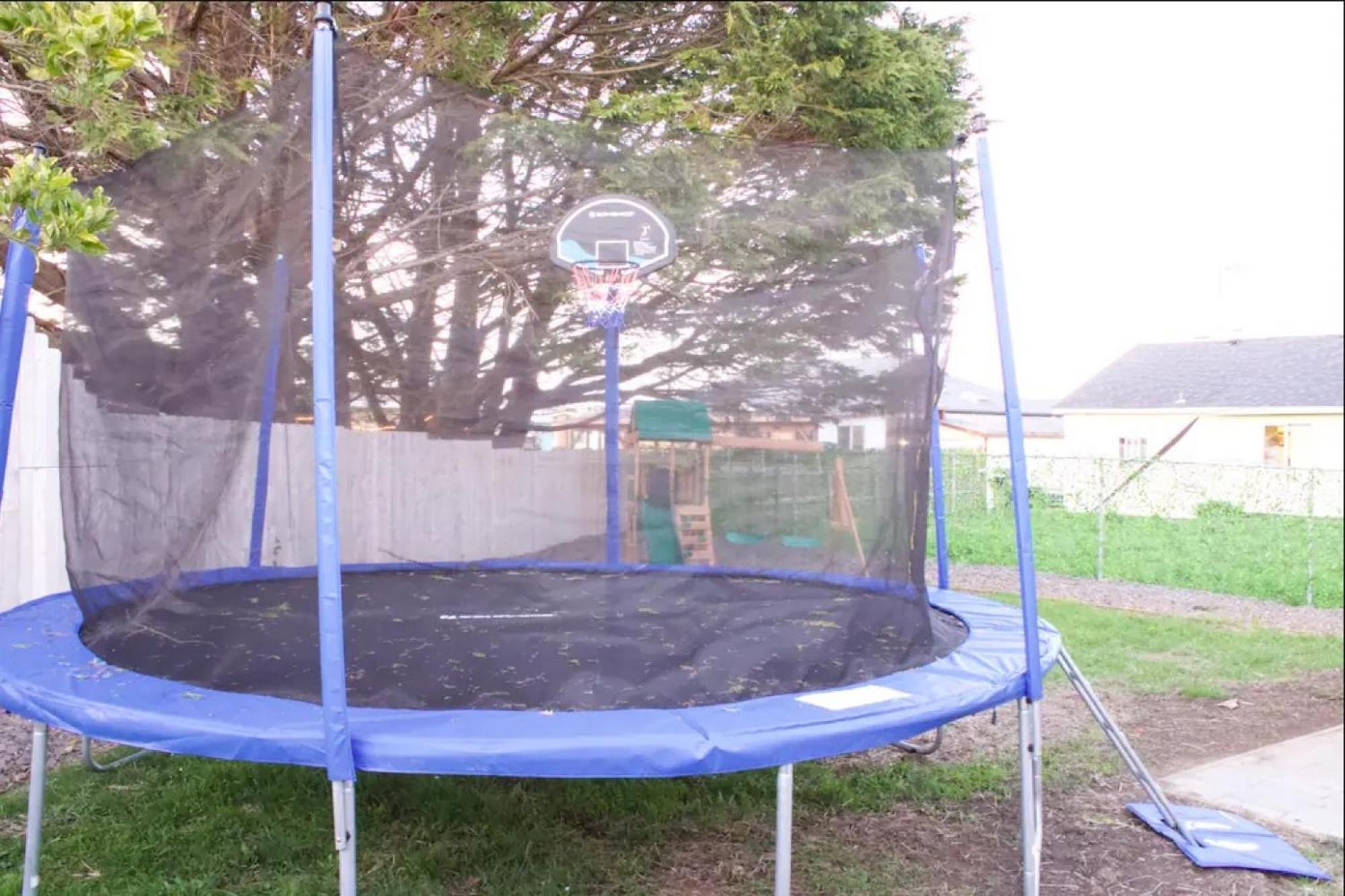 Private Home - Playground, Jumping Mat, Bbq, Darts, Firepit, Gazebo, 4 Smart Tvs, White Cotton Bedding, - The Redwood Cul-De Sac Beach Retreat Crescent City Ngoại thất bức ảnh